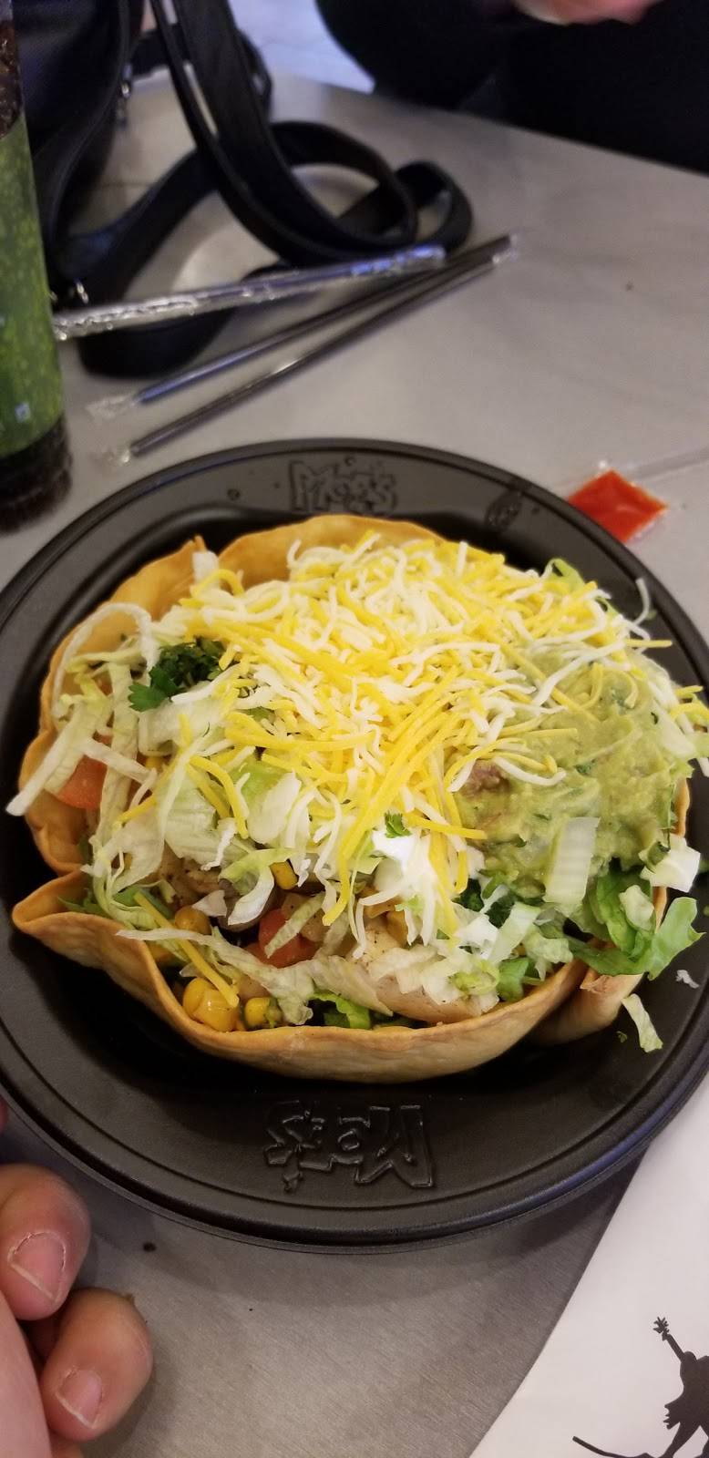 Moes Southwest Grill | restaurant | 200 Baychester Ave, Bronx, NY 10475, USA | 7183796637 OR +1 718-379-6637