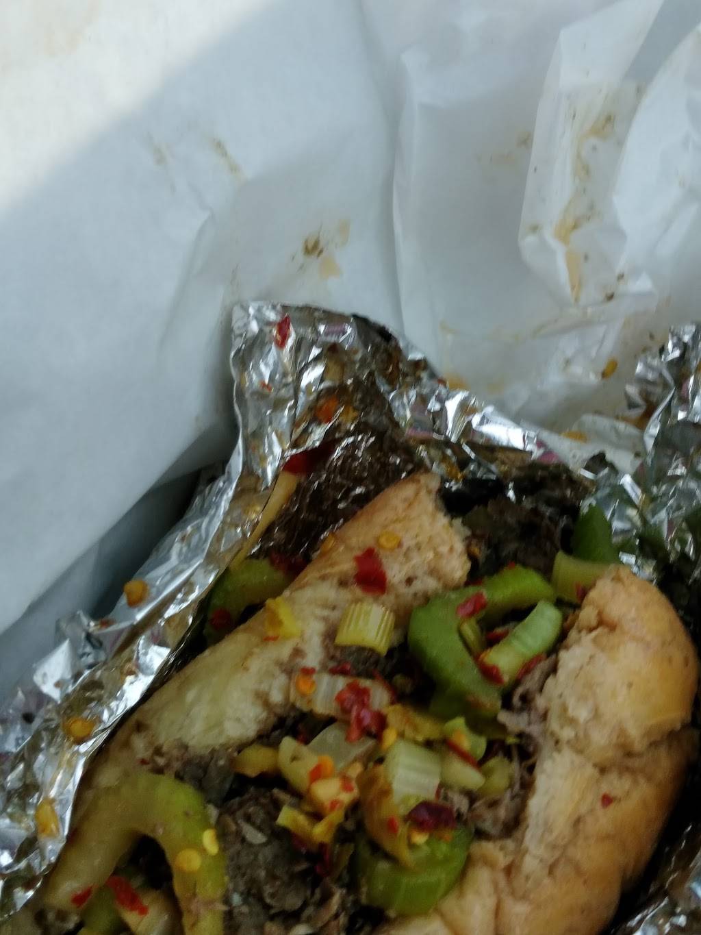 Scatchells Beef & Pizza | restaurant | 4700 W Cermak Rd, Cicero, IL 60804, USA | 7086560911 OR +1 708-656-0911