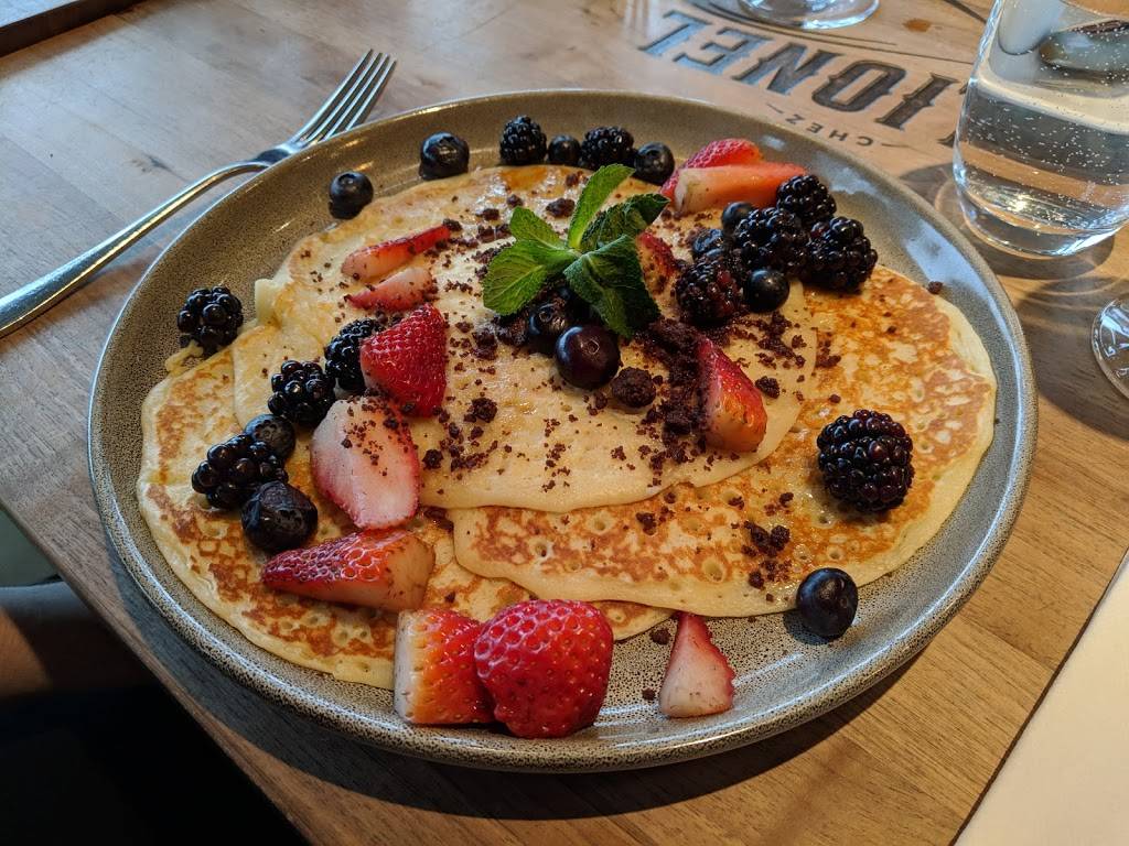 Chez Lionel | restaurant | 1052 Rue Lionel-Daunais, Boucherville, QC J4B 0B2, Canada | 4509063886 OR +1 450-906-3886