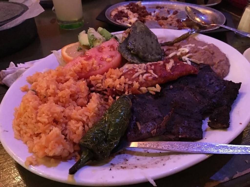 Los Panchos Restaurant Bar | restaurant | 4141 W 63rd St, Chicago, IL 60629, USA | 7735810821 OR +1 773-581-0821