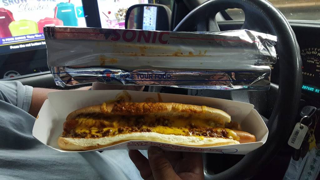 Sonic Drive-In | restaurant | 601 N Central Ave, Avondale, AZ 85323, USA | 6239329100 OR +1 623-932-9100