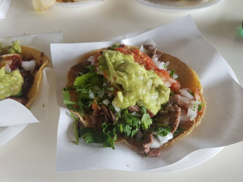 Tacos el gordo insurgentes | restaurant | Av de los Insurgentes 388, Guaycura, 22216 Tijuana, B.C., Mexico | 016644256083 OR +52 664 425 6083