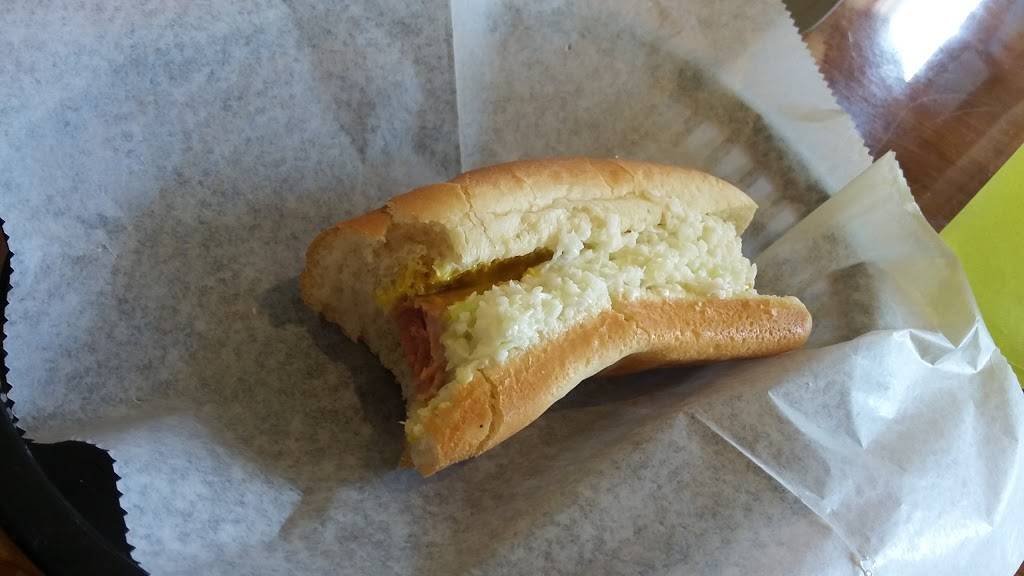 Sams Hot Dogs of Oleander | restaurant | 5917 Oleander Dr #110, Wilmington, NC 28403, USA | 9103992959 OR +1 910-399-2959