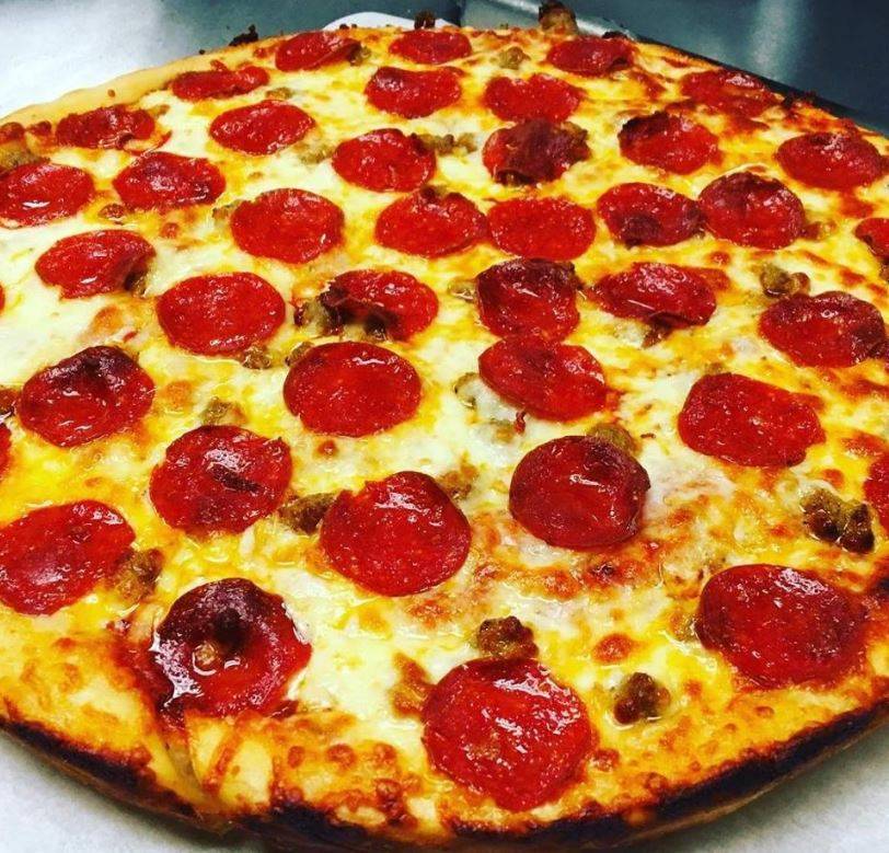 Jims Pizza Box | restaurant | 819 Main St, Huron, OH 44839, USA | 4194334463 OR +1 419-433-4463