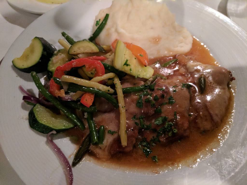 Chianti Cucina | restaurant | 7416 Redwood Blvd, Novato, CA 94945, USA | 4158780314 OR +1 415-878-0314