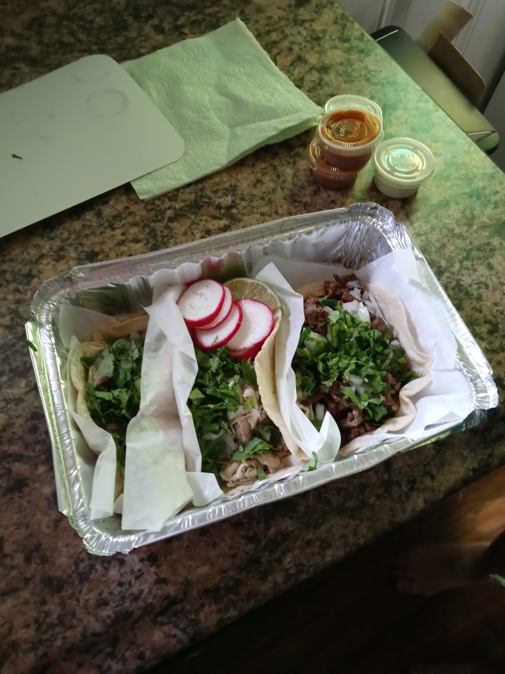 Family taqueria | restaurant | 120 35th St, Springfield, OR 97478, USA | 5419129018 OR +1 541-912-9018