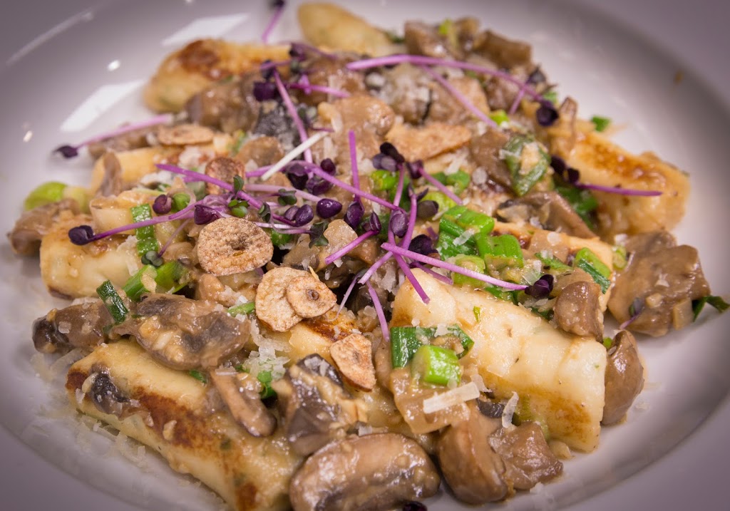 Carmelas | restaurant | 7300 W Camino Real, Boca Raton, FL 33433, USA | 5613673412 OR +1 561-367-3412