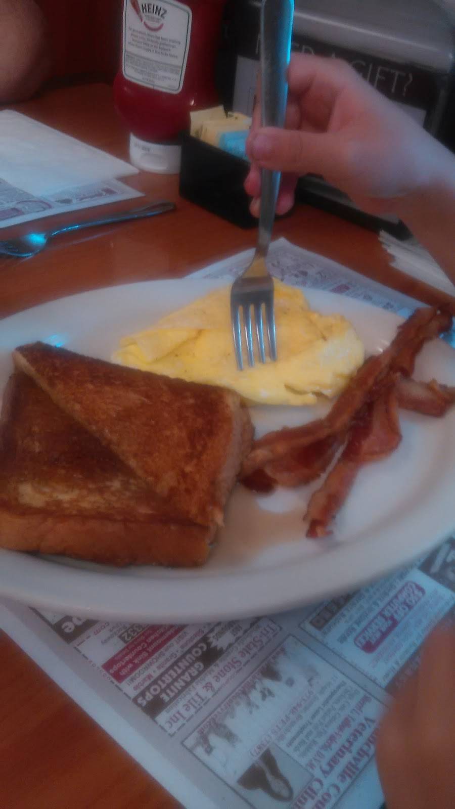 The Branchville Grill | restaurant | 1 Wantage Ave, Branchville, NJ 07826, USA | 9739482040 OR +1 973-948-2040