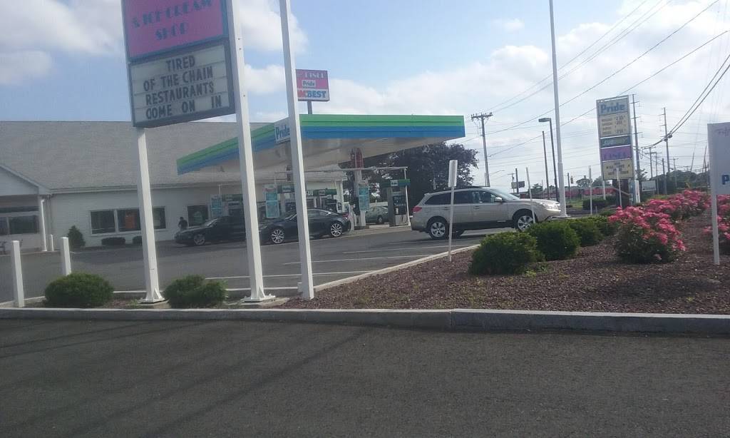 Subway | restaurant | 363 Burnett Rd Exit 6, Prides, Chicopee, MA 01022, USA | 4135921592 OR +1 413-592-1592