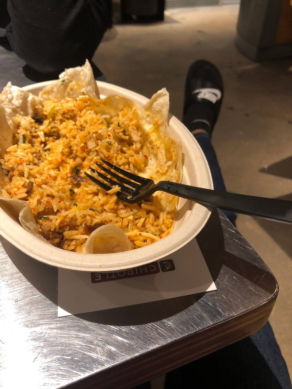 Chipotle Mexican Grill | restaurant | 13501 Connecticut Ave, Aspen Hill, MD 20906, USA | 3015982215 OR +1 301-598-2215