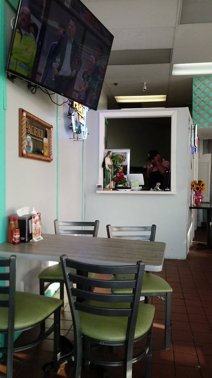 Ceviche Bar "LOS mareados", estilo nayarit | restaurant | 109 S State St B, San Jacinto, CA 92583, USA | 9513500461 OR +1 951-350-0461