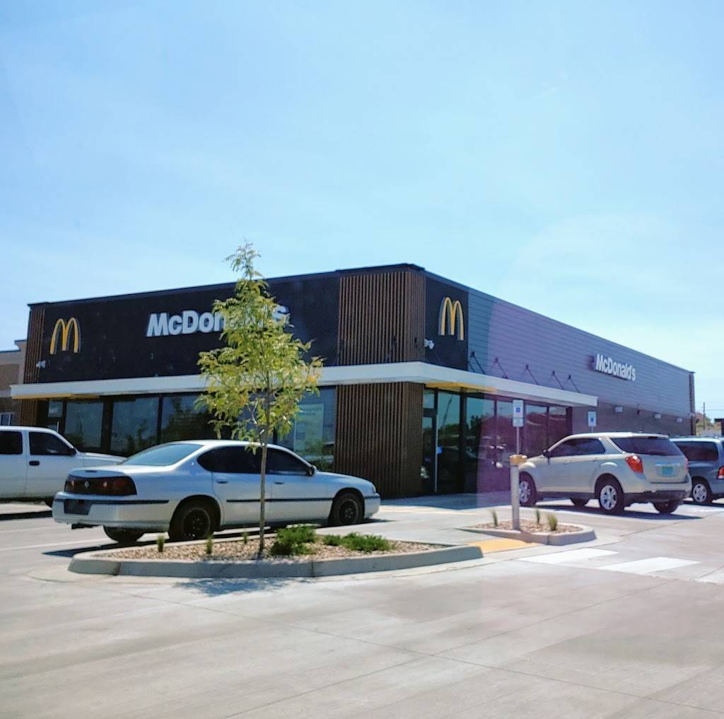 McDonalds | cafe | 1700 Main St SW, Los Lunas, NM 87031, USA | 5055652178 OR +1 505-565-2178