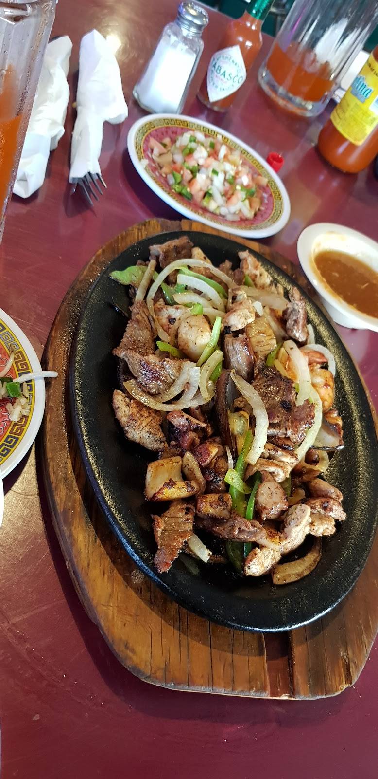 Ostioneria Michoacan | restaurant | 5895 S Gessner Rd, Houston, TX 77036, USA | 7139746828 OR +1 713-974-6828