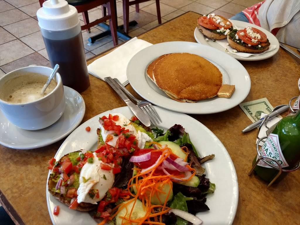 Moonlight Cafe | restaurant | 634 Cortland Ave, San Francisco, CA 94110, USA | 4156476448 OR +1 415-647-6448