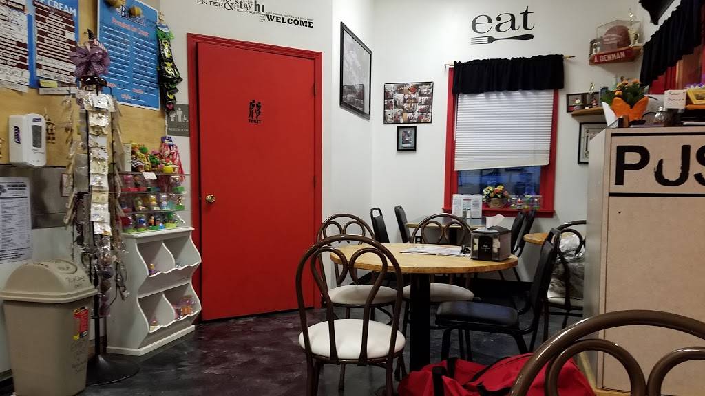 3Ds Pizza + Catering | restaurant | 8696 3rd St, Vestaburg, MI 48891, USA | 9892689699 OR +1 989-268-9699