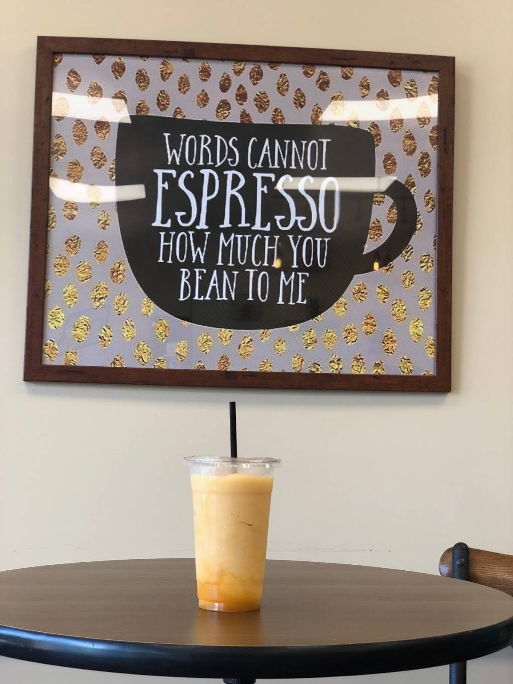 Charlies Mini-Donuts | restaurant | 2215-2351 East County Road 540A, Lakeland, FL 33813, USA | 8635001414 OR +1 863-500-1414