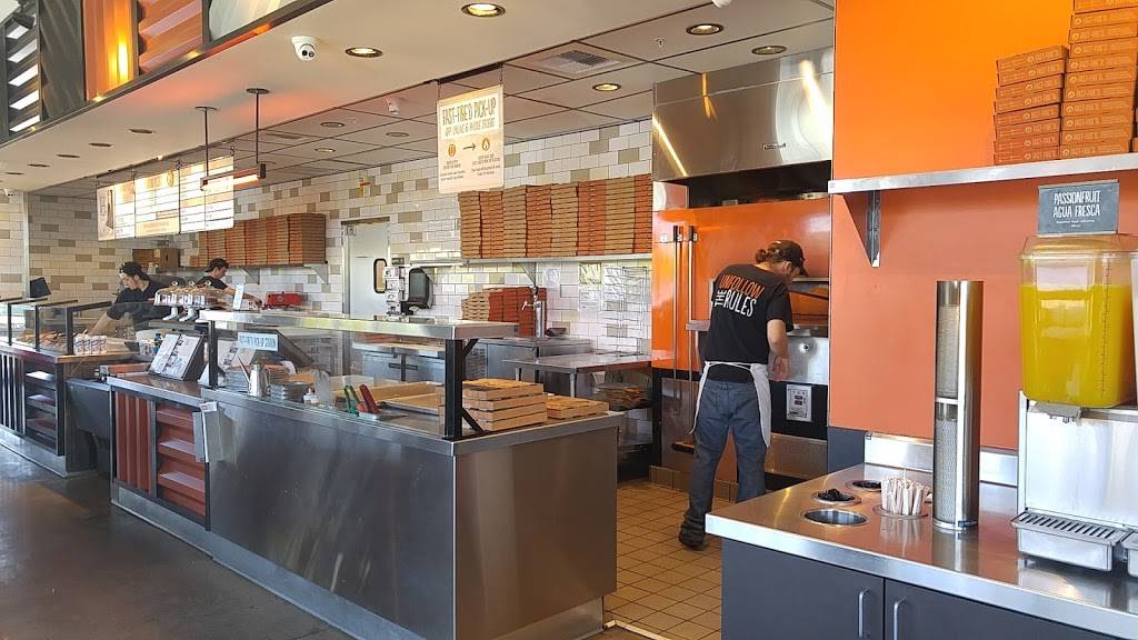 Blaze Pizza | meal takeaway | 5615 E Broadway Blvd, Tucson, AZ 85711, USA | 5202630565 OR +1 520-263-0565