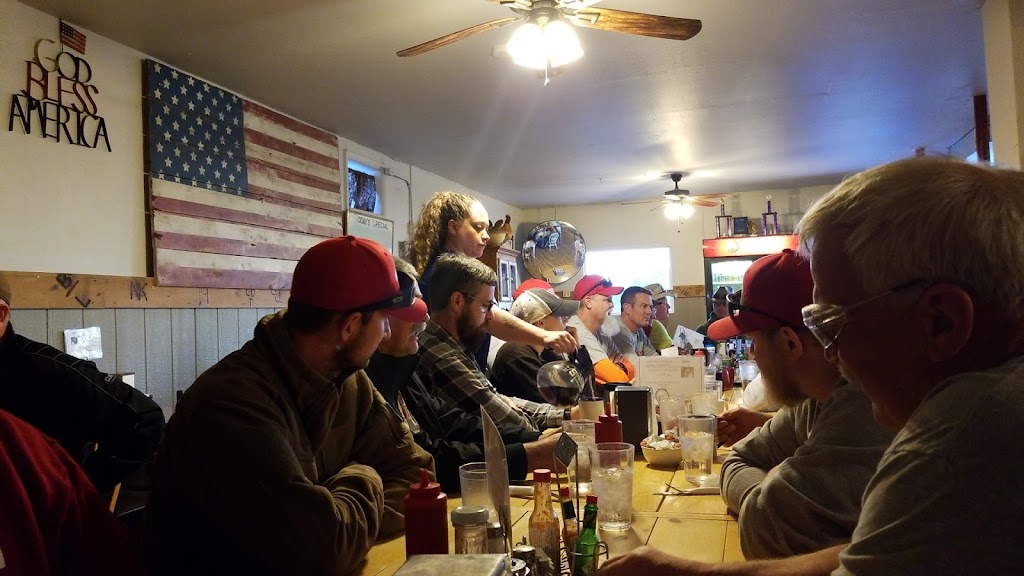 Toms Cabin | restaurant | 5001 ID-52, Emmett, ID 83617, USA | 2083652038 OR +1 208-365-2038