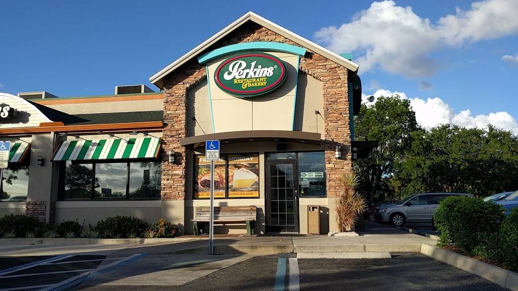 Perkins Restaurant & Bakery | restaurant | 2700 Lee Blvd, Lehigh Acres, FL 33971, USA | 2393691118 OR +1 239-369-1118