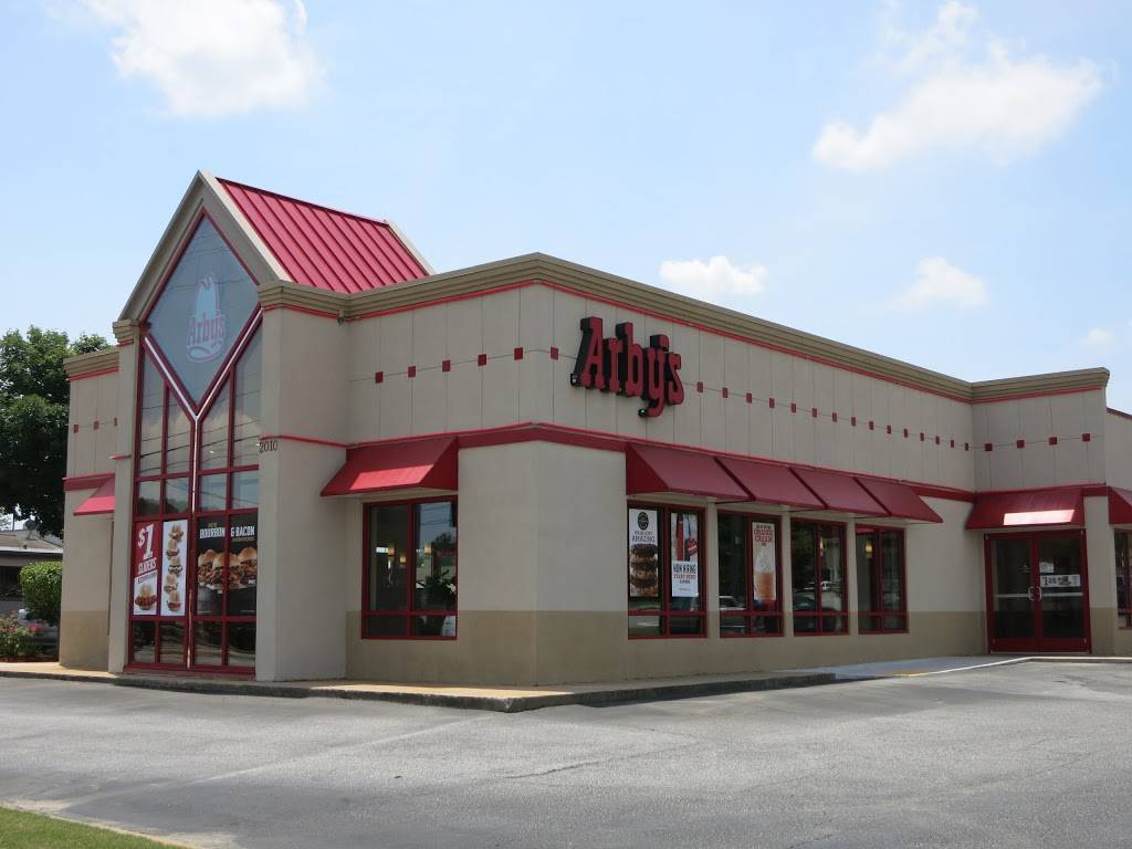 Arbys | restaurant | 2010 Barnett Shoals Rd, Athens, GA 30605, USA | 7063533154 OR +1 706-353-3154