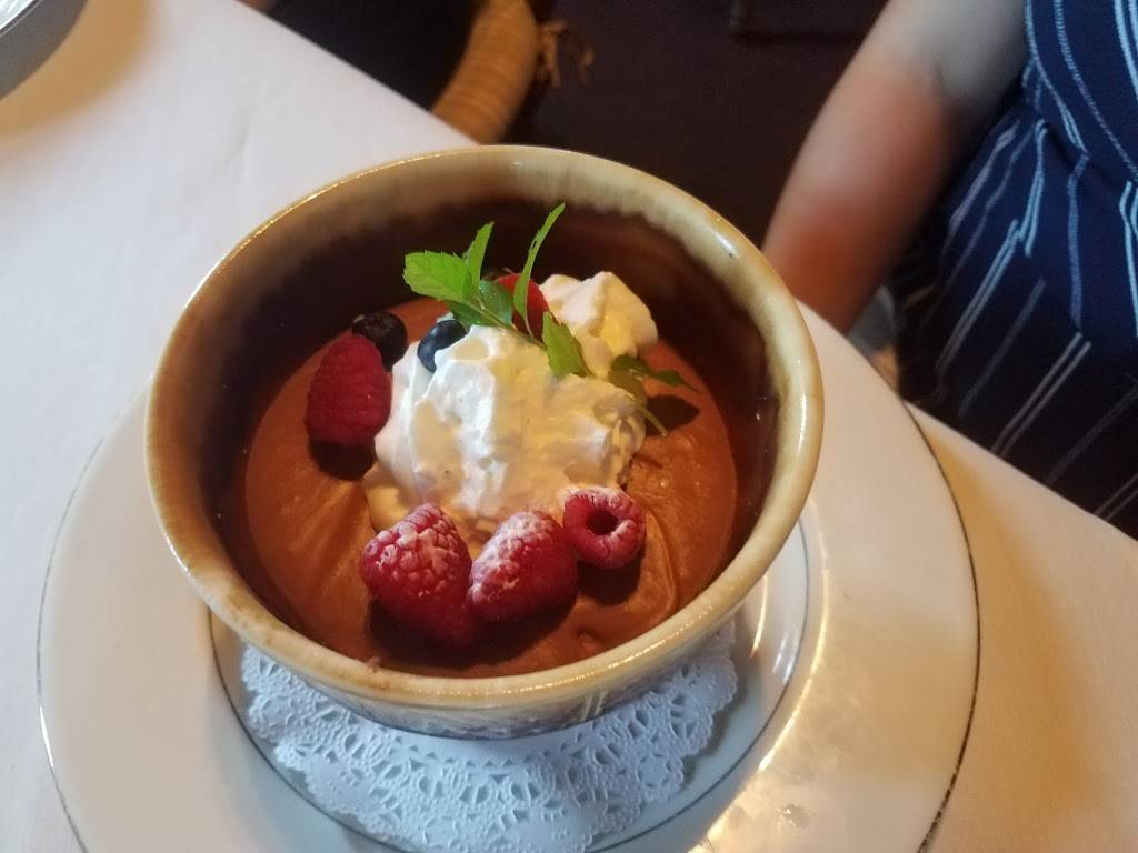 Arielles Country Inn | restaurant | 740 Allentown Rd, Sellersville, PA 18960, USA | 2154533800 OR +1 215-453-3800