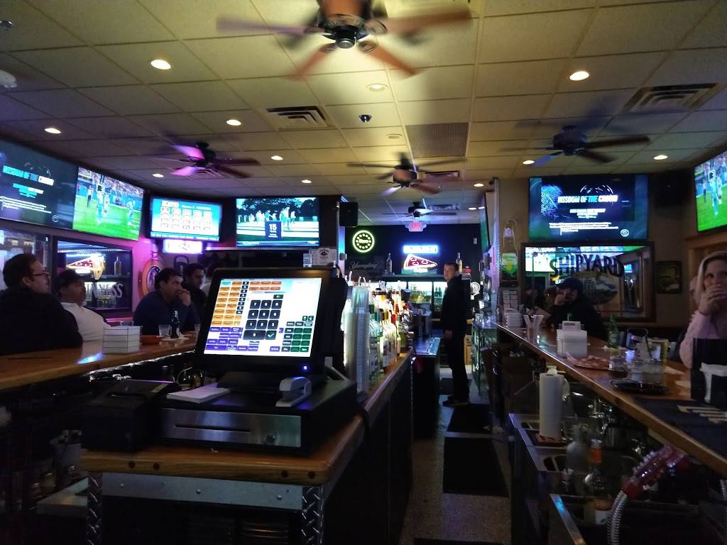 Alumni Weymouth Bar and Pizza | meal takeaway | 836 Washington St, Weymouth, MA 02189, USA | 7813417255 OR +1 781-341-7255