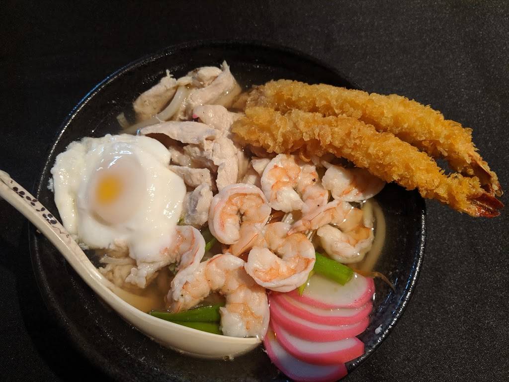 Red Lion Singapore Grill & Japanese Cuisine | restaurant | 515 Cottage Grove Rd, Madison, WI 53716, USA | 6084673018 OR +1 608-467-3018