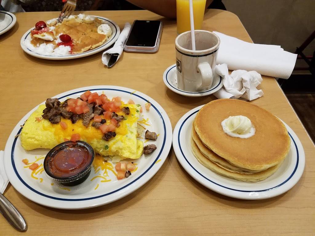 IHOP | restaurant | 253 Livingston St, Brooklyn, NY 11201, USA | 7182224467 OR +1 718-222-4467