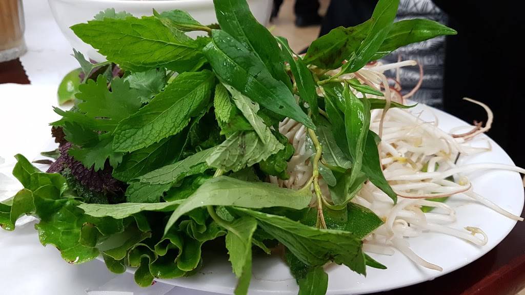 Ben Ngu Restaurant | restaurant | 10051 Garden Grove Blvd, Garden Grove, CA 92844, USA | 7145909569 OR +1 714-590-9569