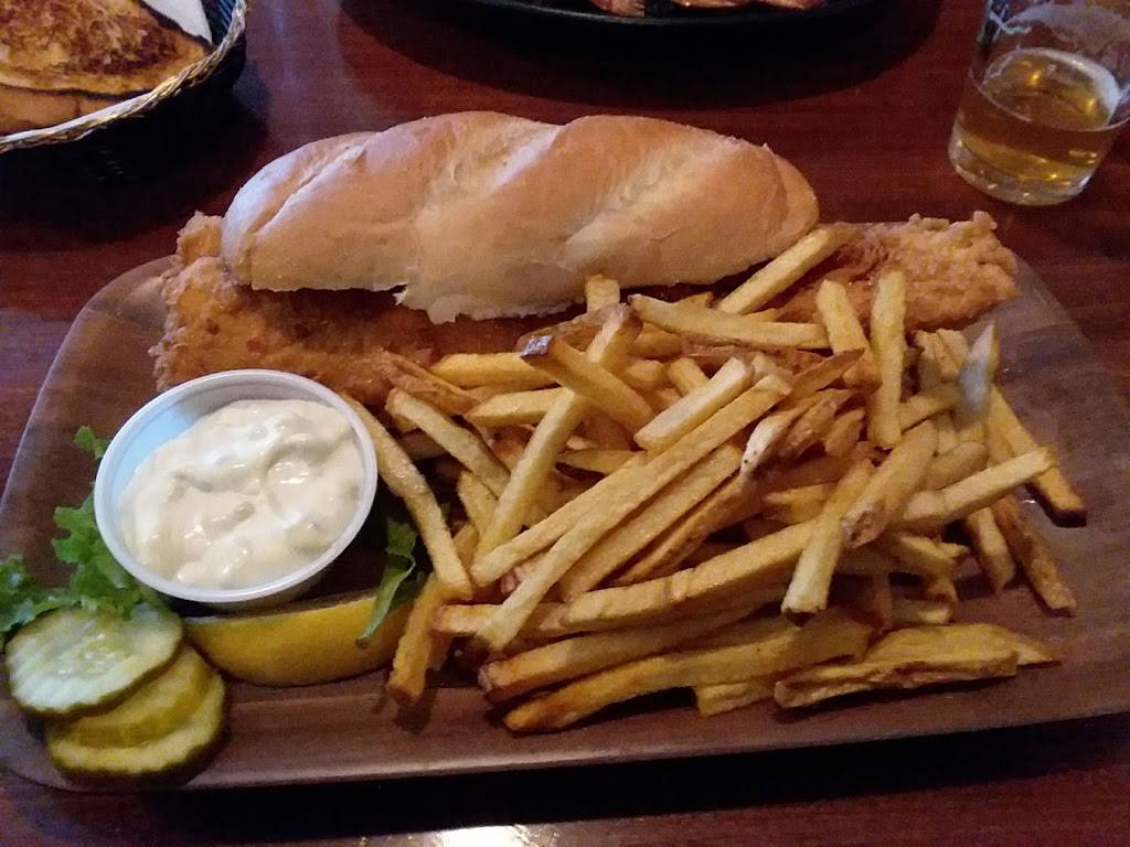 Pondis Restaurant & Bar | restaurant | 8954 OH-45, Lisbon, OH 44432, USA | 3304240334 OR +1 330-424-0334