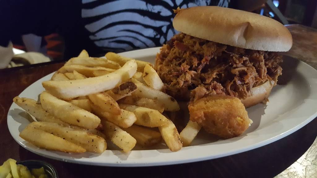 Jimbos Pit Bar B-Q | restaurant | 4103 W Kennedy Blvd, Tampa, FL 33609, USA | 8132899724 OR +1 813-289-9724