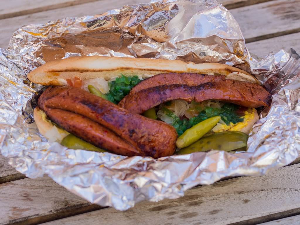 Gourmet Franks | restaurant | 199 Stanford Shopping Center, Palo Alto, CA 94304, USA | 6503277246 OR +1 650-327-7246