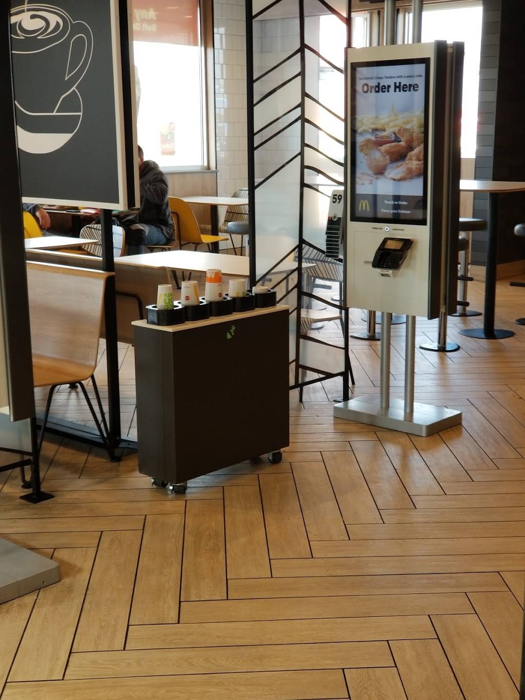 McDonalds | cafe | 146 Commerce Ave, LaGrange, GA 30240, USA | 7068825111 OR +1 706-882-5111