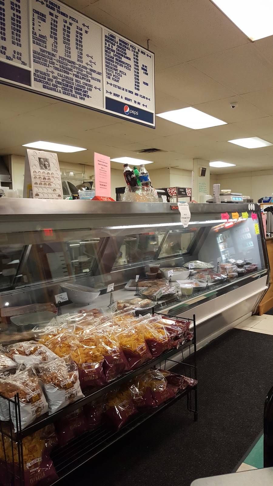 Mirabellas Italian Cucina | restaurant | 963 Namquid Dr, Warwick, RI 02888, USA | 4012705060 OR +1 401-270-5060