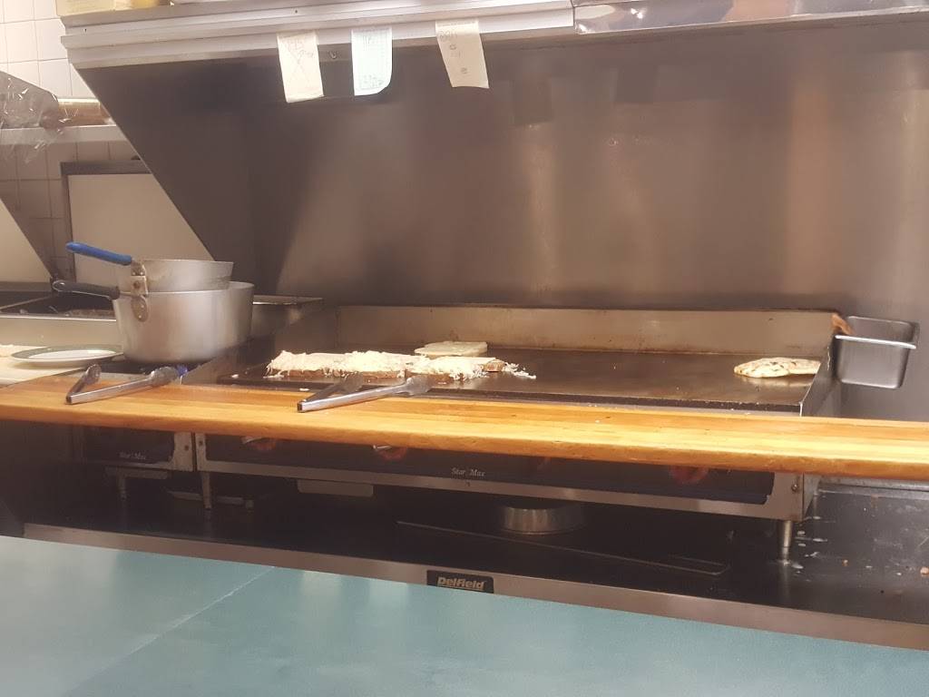 House of Reuben | restaurant | 7850 Metro Pkwy, Sterling Heights, MI 48312, USA | 5869772700 OR +1 586-977-2700