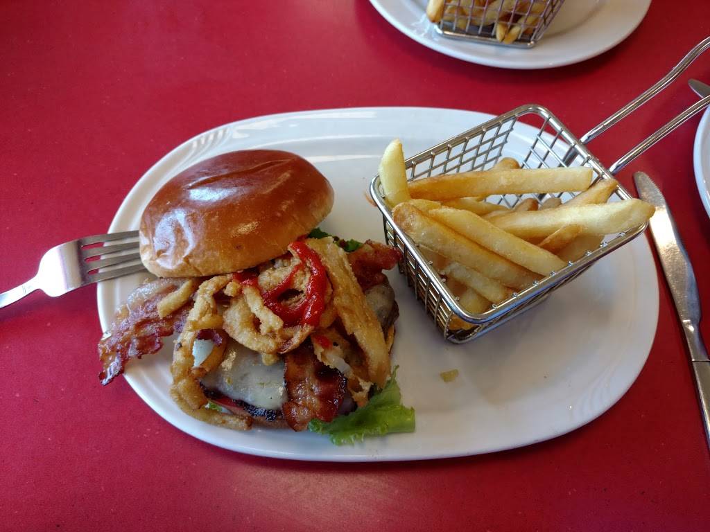 Friendlys | restaurant | 1469 Providence Hwy, Norwood, MA 02062, USA | 7817697583 OR +1 781-769-7583