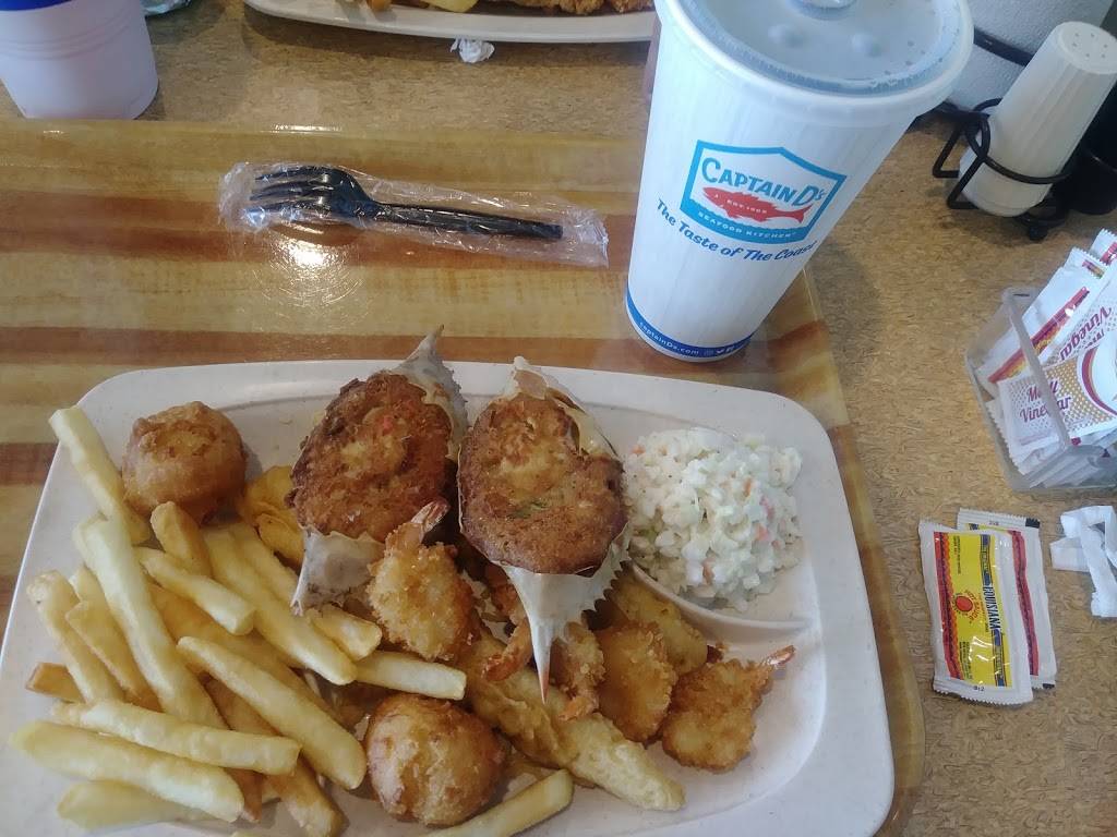 Captain Ds | restaurant | 4404 Elvis Presley Blvd, Memphis, TN 38116, USA | 9013323095 OR +1 901-332-3095