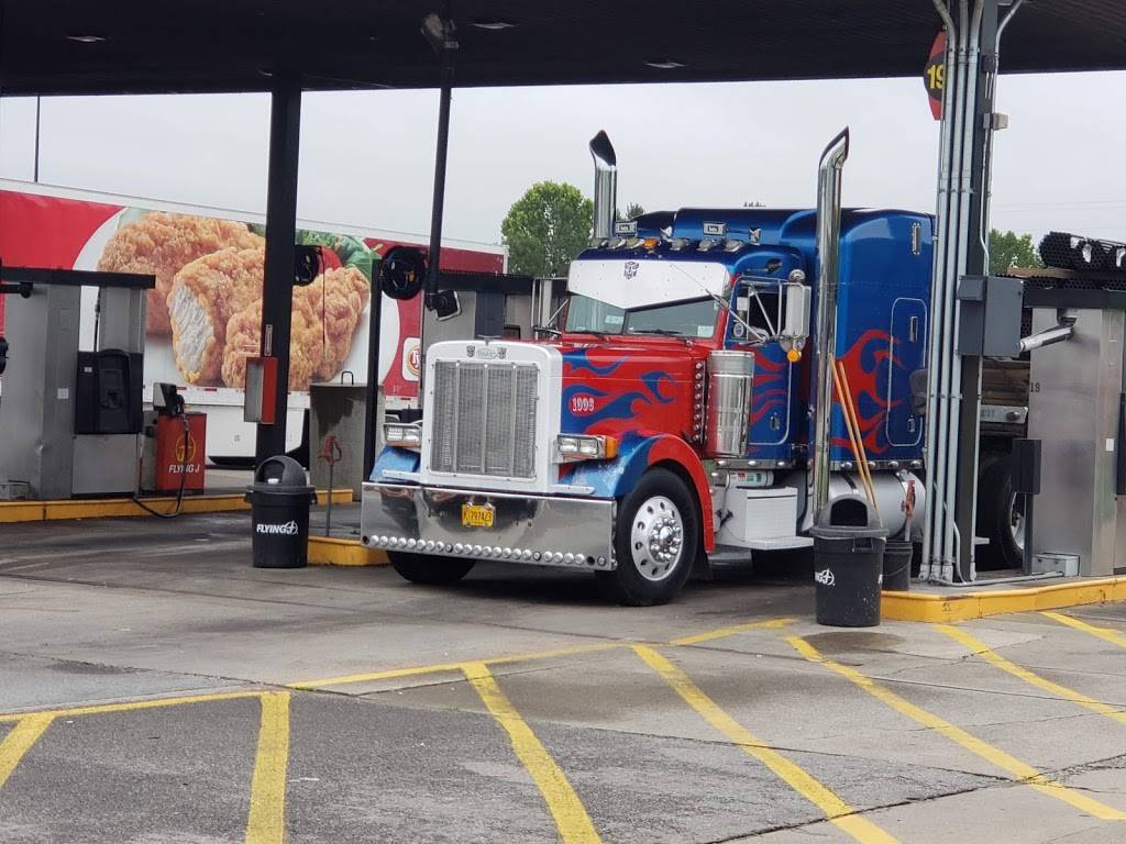 Flying J Travel Center | restaurant | 1420 TN-96 N, Fairview, TN 37062, USA | 6157994116 OR +1 615-799-4116