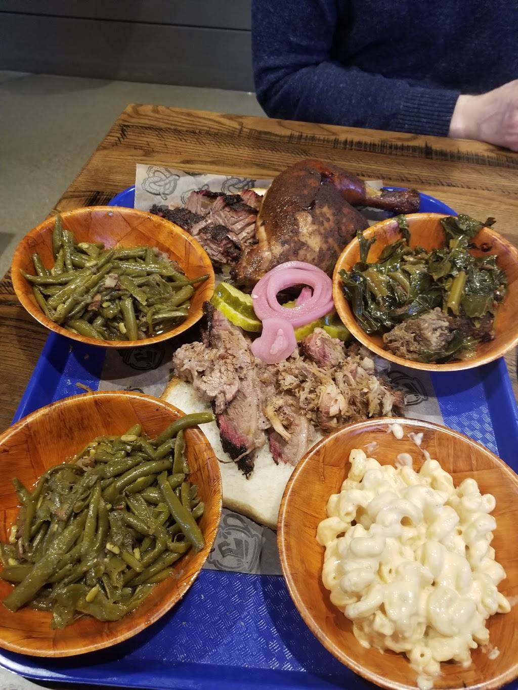 Half Liter BBQ & Beer Hall | restaurant | 5301 Winthrop Ave Suite B, Indianapolis, IN 46220, USA | 4632128180 OR +1 463-212-8180