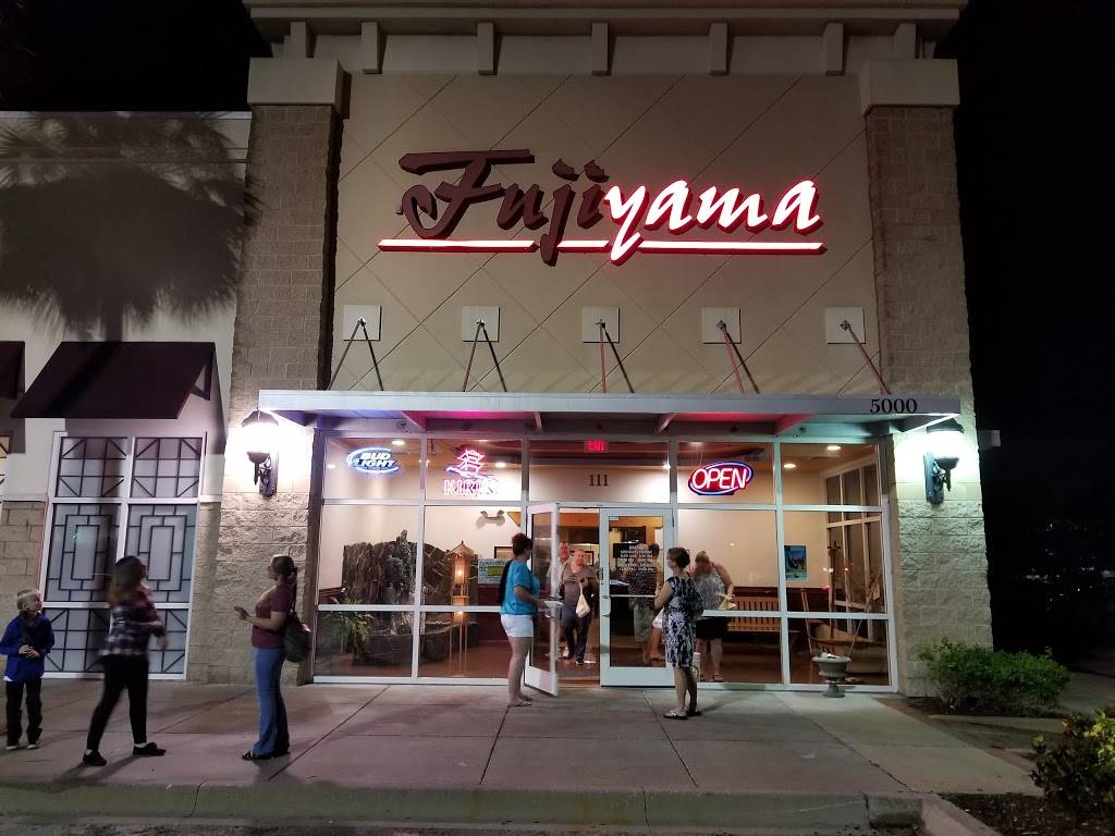 Fujiyama Japanese Seafood and Steak | restaurant | 5000 N Wickham Rd #111, Melbourne, FL 32940, USA | 3212556633 OR +1 321-255-6633