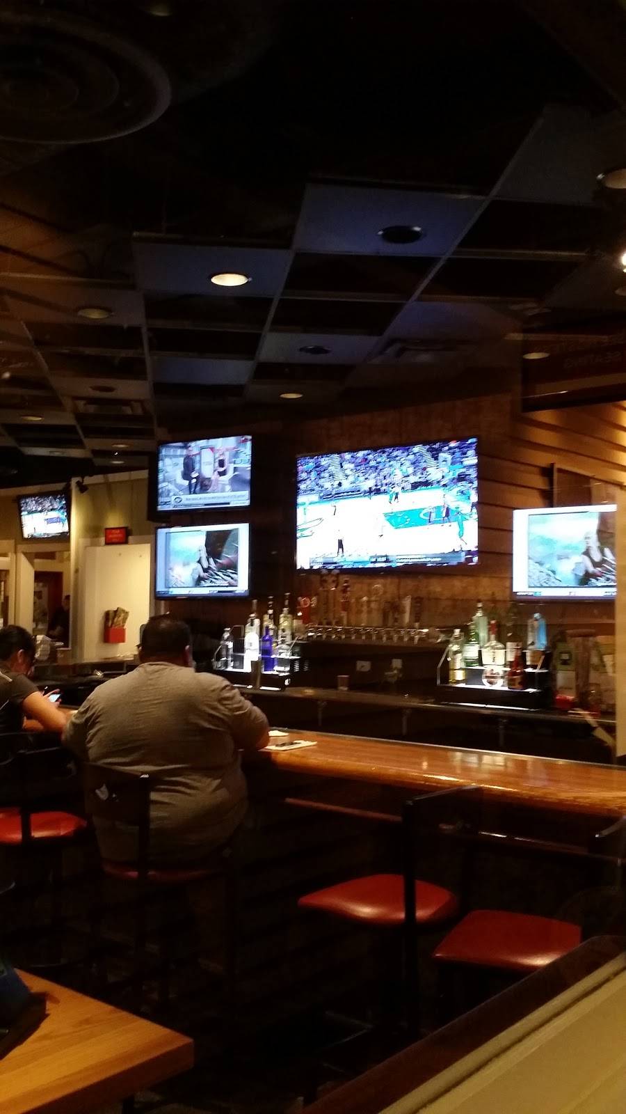 Chilis Grill & Bar | meal takeaway | 2310 SW Military Dr Suite 101, San Antonio, TX 78224, USA | 2109283689 OR +1 210-928-3689