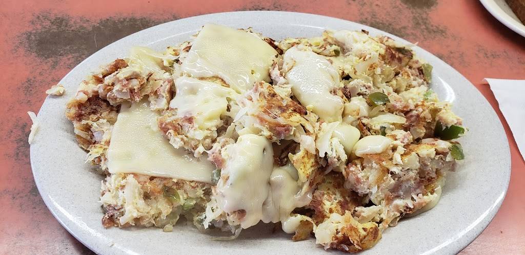 Jerrys Main Lunch | restaurant | 501 S Main St, Burlington, IA 52601, USA | 3197523750 OR +1 319-752-3750