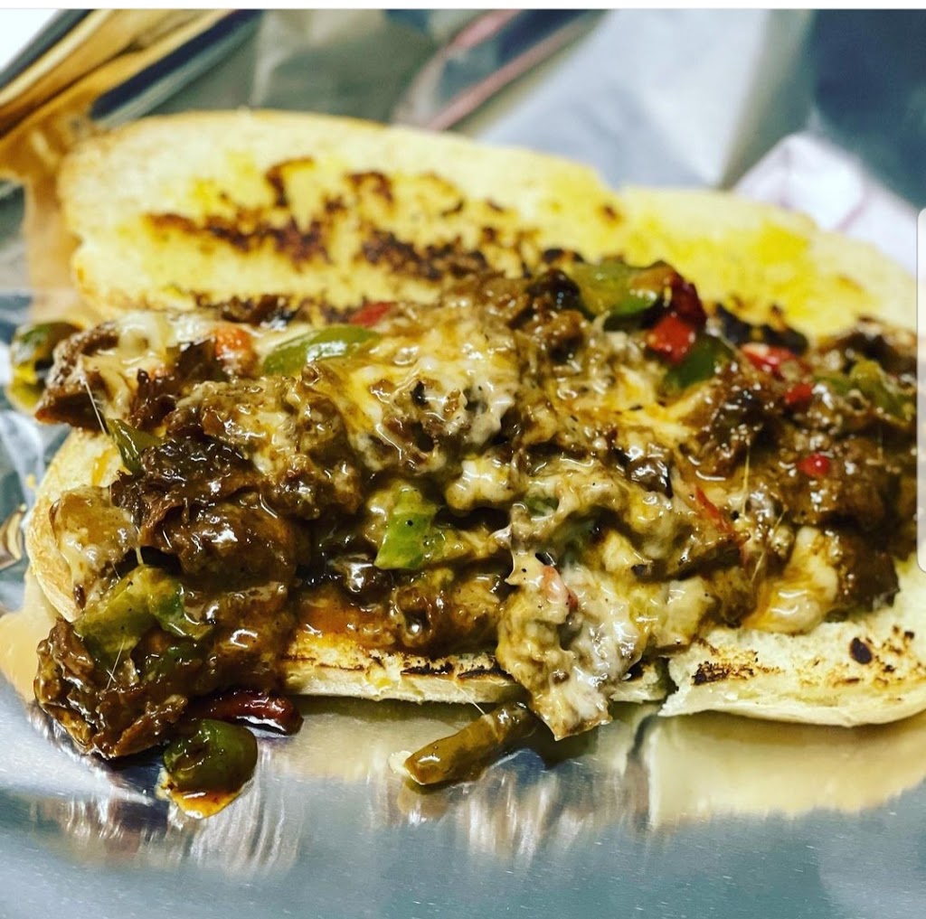 MoMos Restaurant | restaurant | 742 E 185th St, Cleveland, OH 44119, USA | 2169386080 OR +1 216-938-6080