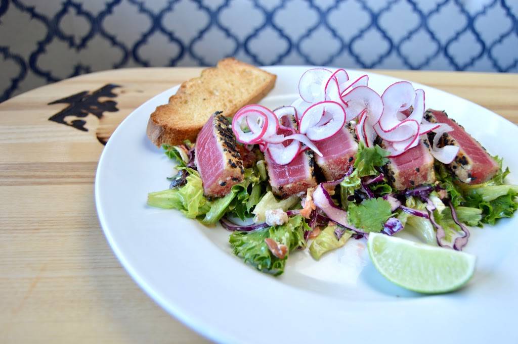 Louies Wine Dive and Kitchen 119 | restaurant | 6701 W 119th St, Overland Park, KS 66209, USA | 9134694177 OR +1 913-469-4177