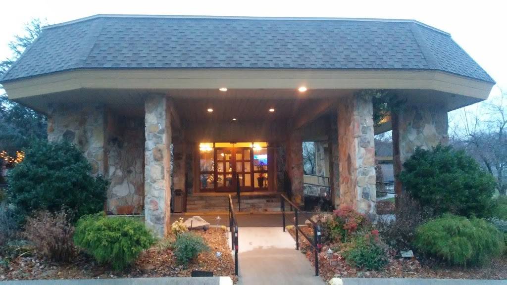 Legends Restaurant | restaurant | 433 Lakeview Dr, Crossville, TN 38558, USA | 9314843706 OR +1 931-484-3706