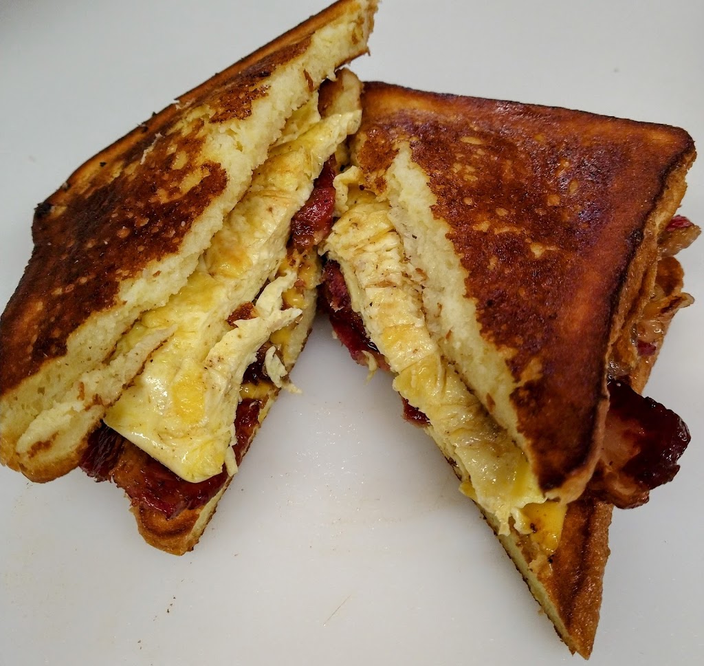 Samones Kitchen | meal takeaway | 3705 E 116th St, Cleveland, OH 44105, USA | 2168600106 OR +1 216-860-0106