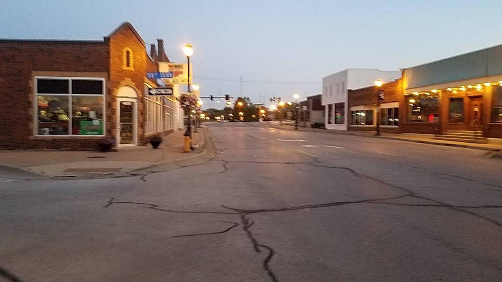 Bilskis Bar & Grill | restaurant | 5831 Merriam Dr, Shawnee, KS 66203, USA | 9138312337 OR +1 913-831-2337