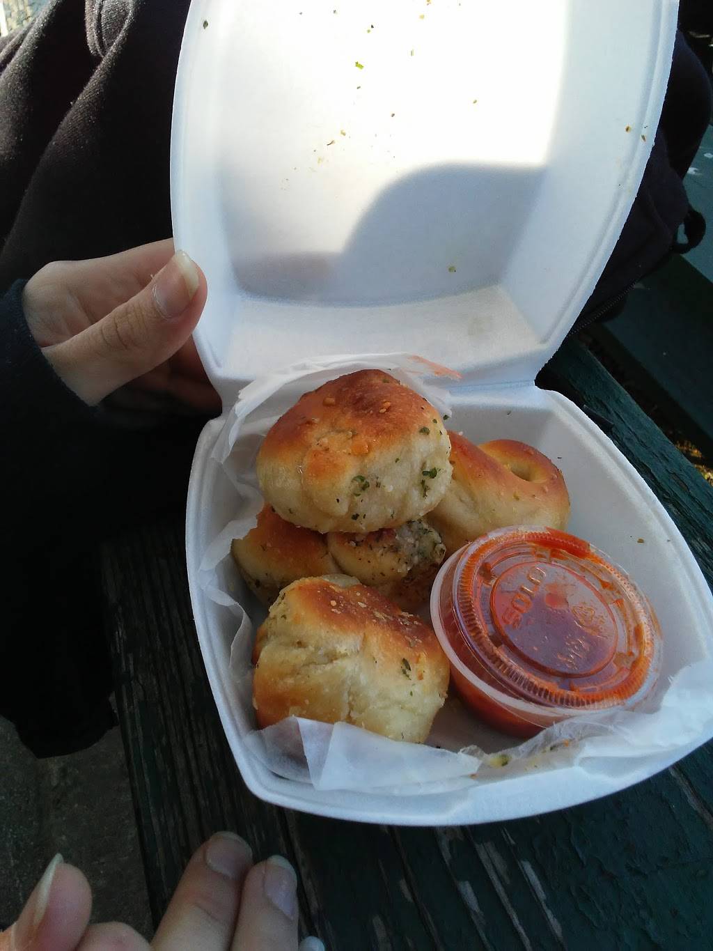 Gabriela Tomato Pie | restaurant | 900 Jefferson Ave, Bristol, PA 19007, USA | 2157881622 OR +1 215-788-1622