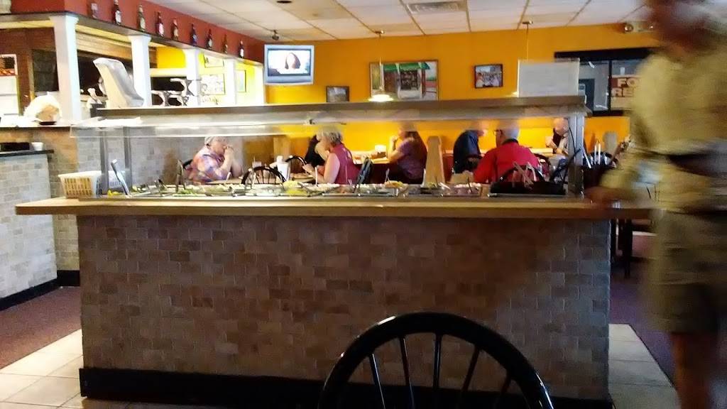 Marios Italian & Country | restaurant | 15415 Patrick Henry Hwy, Amelia Court House, VA 23002, USA | 8045616100 OR +1 804-561-6100