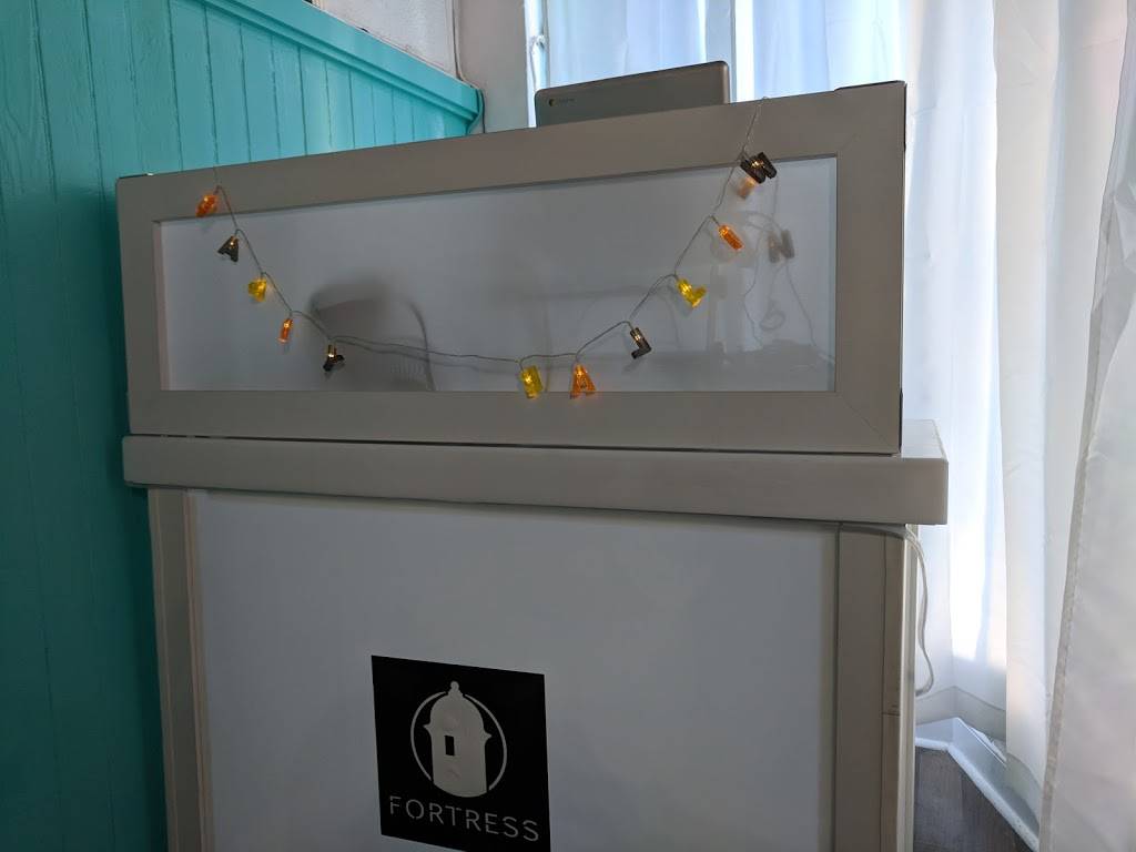 Fortress Restaurant | restaurant | 547 Main St, Vacaville, CA 95688, USA | 7077248118 OR +1 707-724-8118